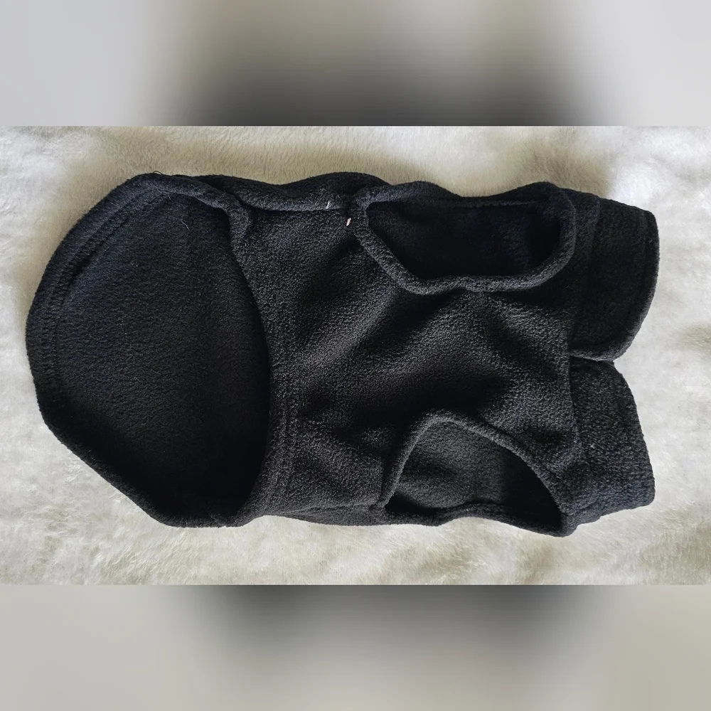 Source Unknown fleece vest